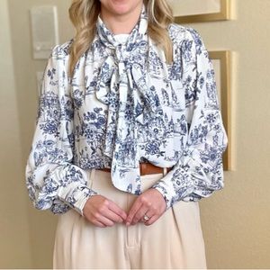 NWOT blue toile tie neck blouse size XS
